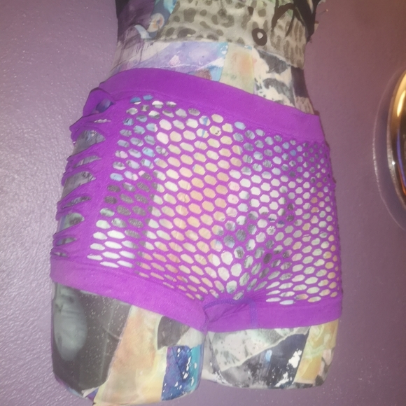 Rave shorts - Picture 3 of 3